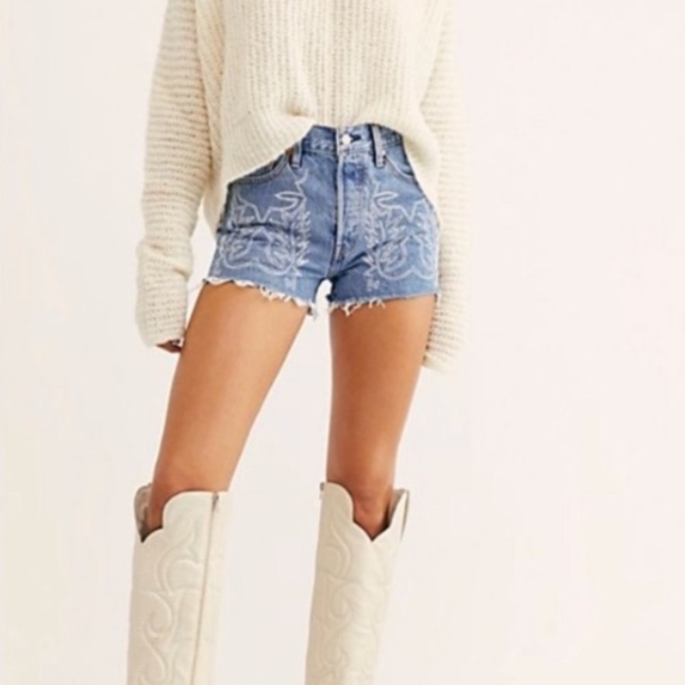 Levi’s 501® High Rise Embroidered Shorts